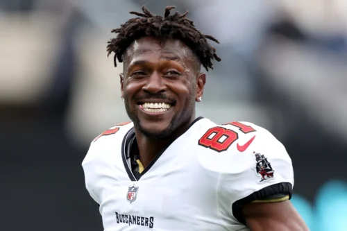 Warrant For Antonio Brown Issued Stand Off Ensued